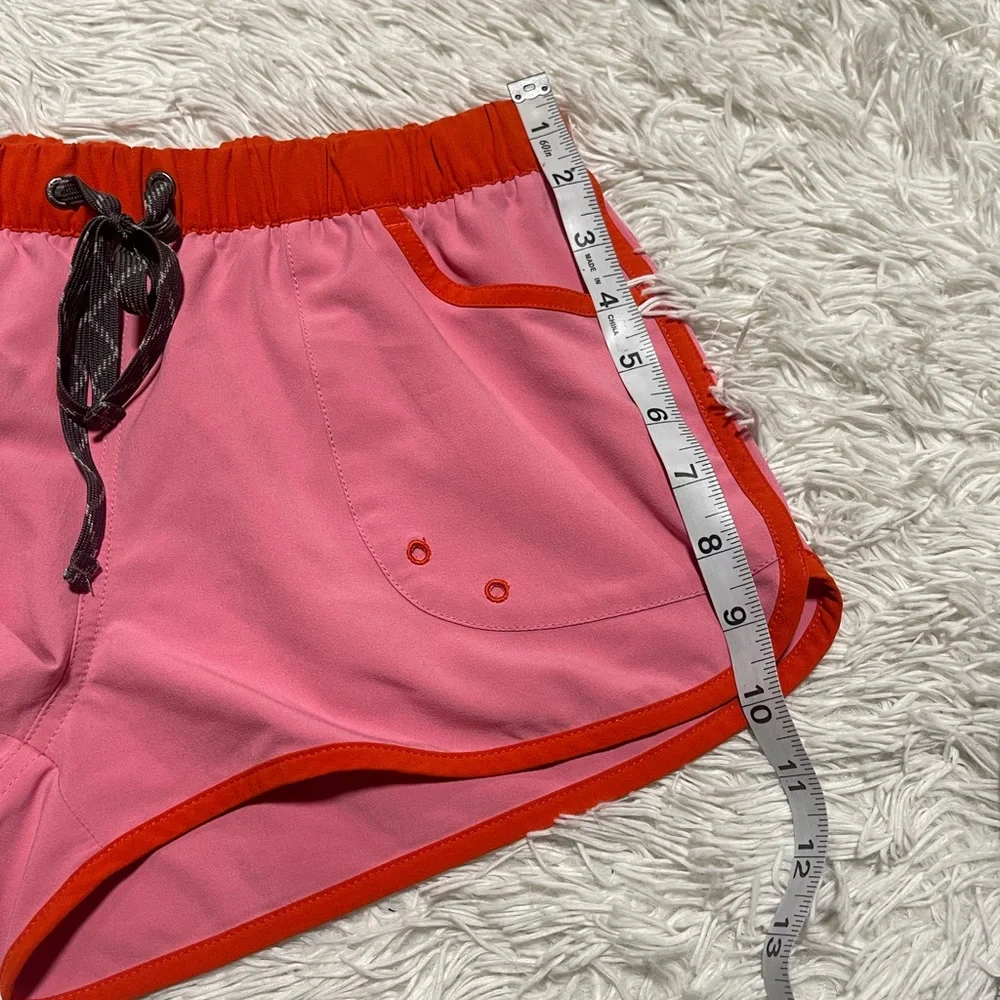 Patagonia" Short - Picture 14 of 16